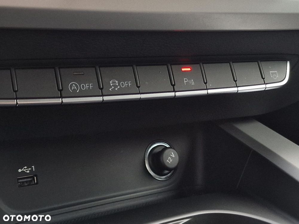 Audi A4 Limousine - 19