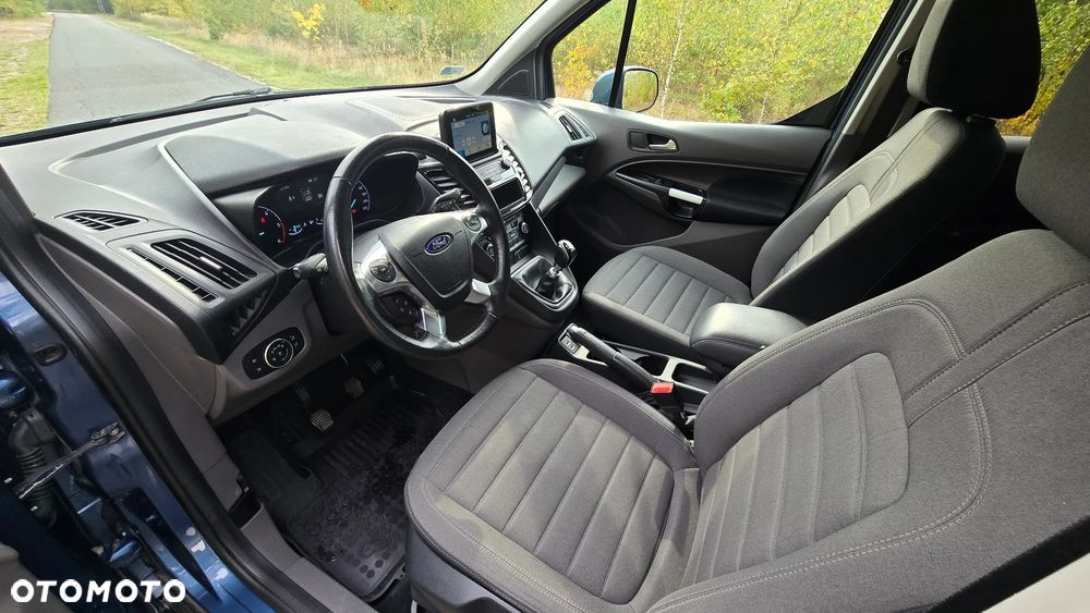 Ford Tourneo Connect - 14