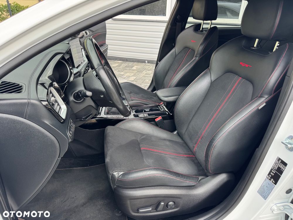 Kia ProCeed 1.6 T-GDI OPF GT - 34