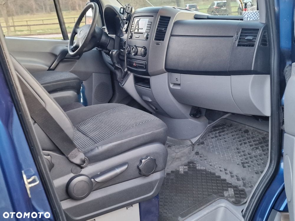 Mercedes-Benz Sprinter - 22
