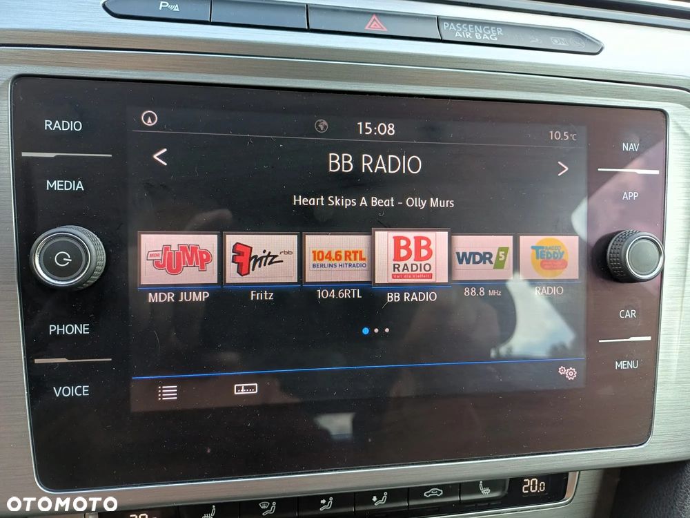 Volkswagen Passat Variant 2.0 TDI SCR DSG Comfortline - 21