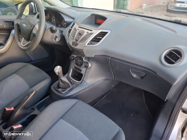 Ford Fiesta 1.25 Trend - 35