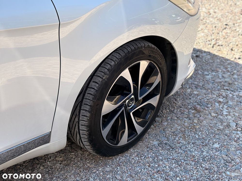 Citroën DS5 2.0 HDi SoChic - 8