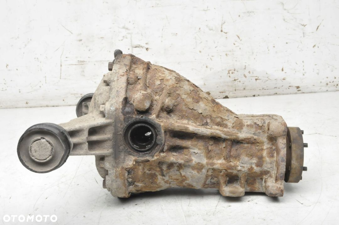 VOLVO V70 I 2.3 T5 239KM MOST DYFER P9183943 3.31 - 4