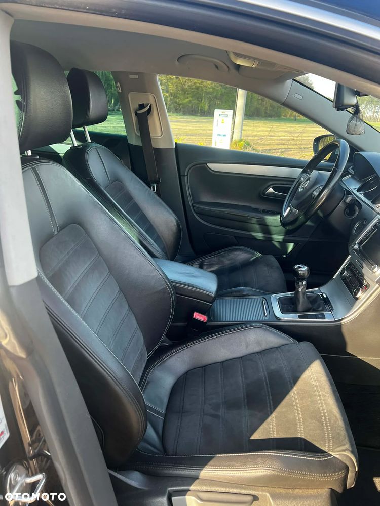 Volkswagen Passat 2.0 TDI Trendline - 9