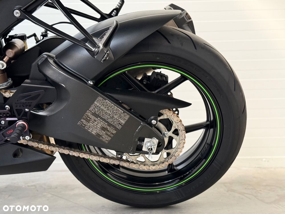 Kawasaki ZX - 32