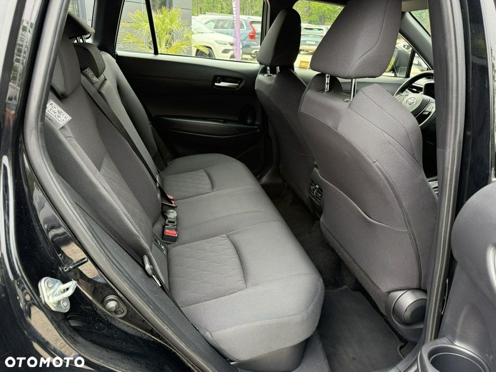 Toyota Corolla Cross - 11