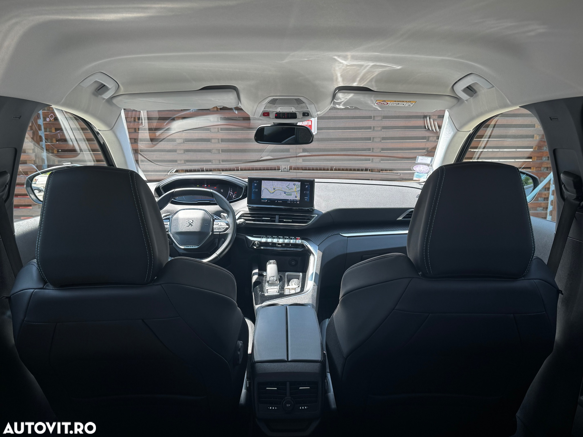 Peugeot 3008 PureTech 130 Stop & Start GPF EAT8 Allure - 11