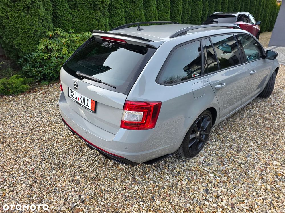 Skoda Octavia ver-combi-2-0-tdi-dsg-rs - 10