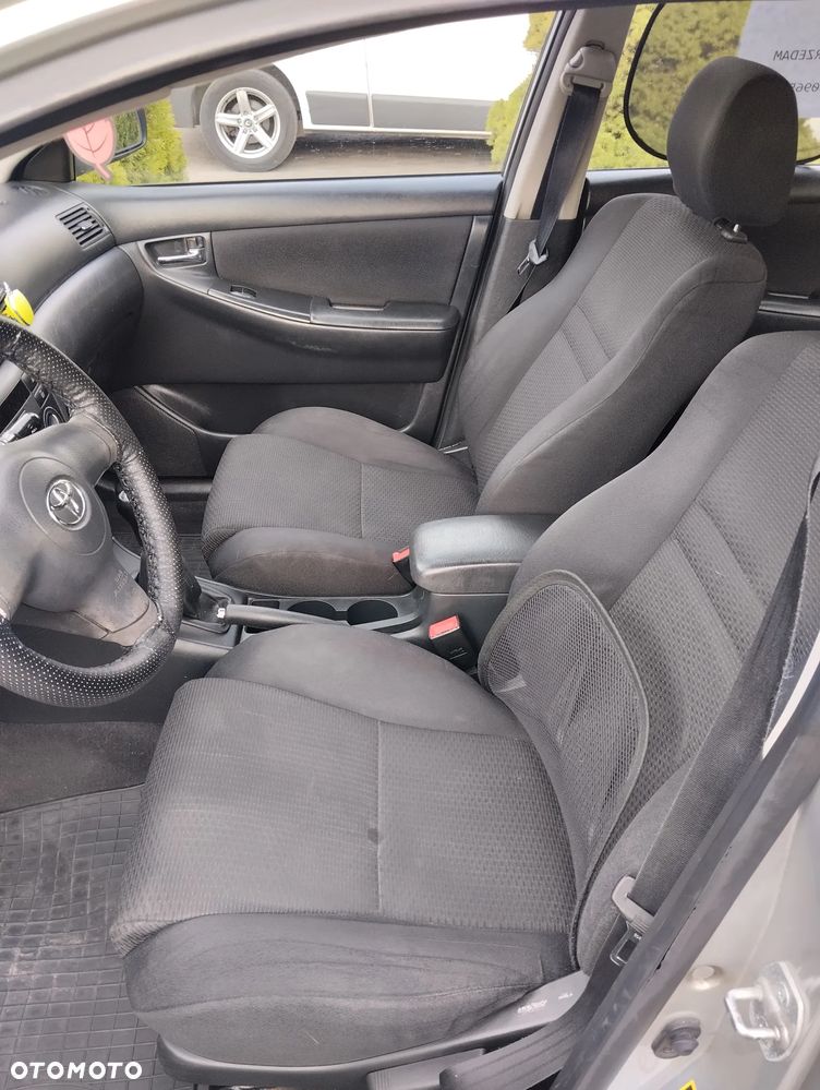 Toyota Corolla 1.4 VVT-i Luna - 2