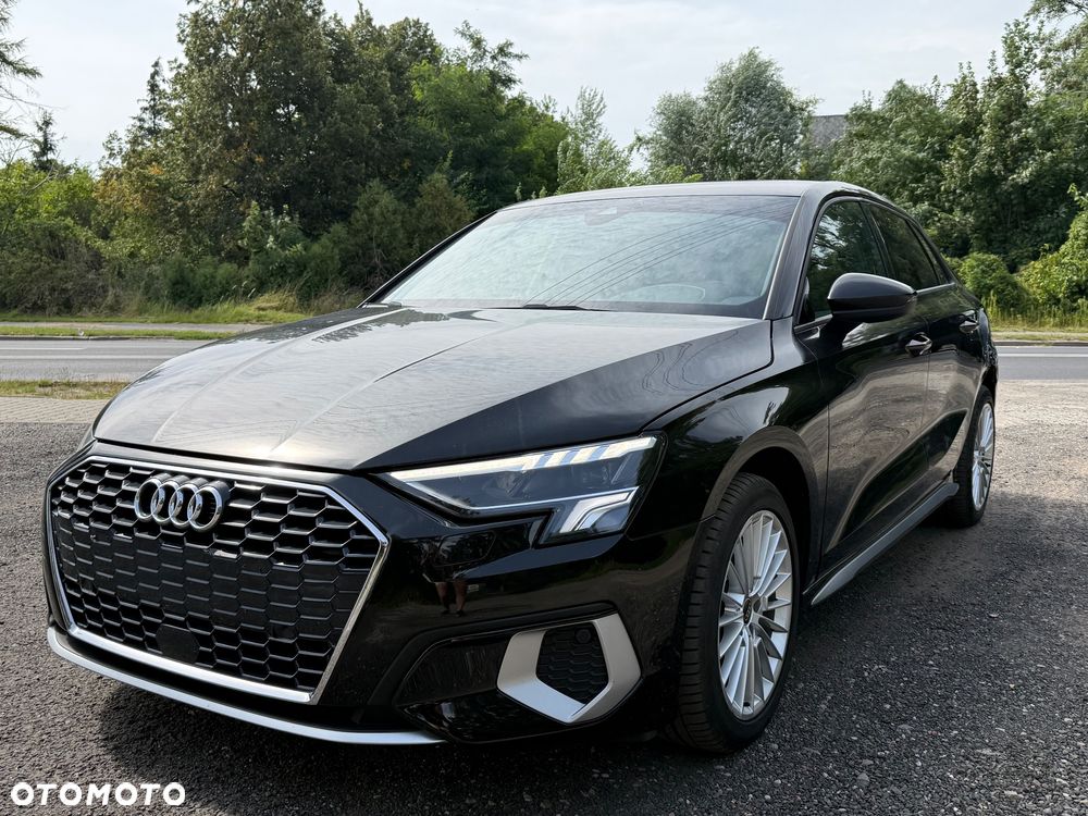 Audi A3 Sportback - 1
