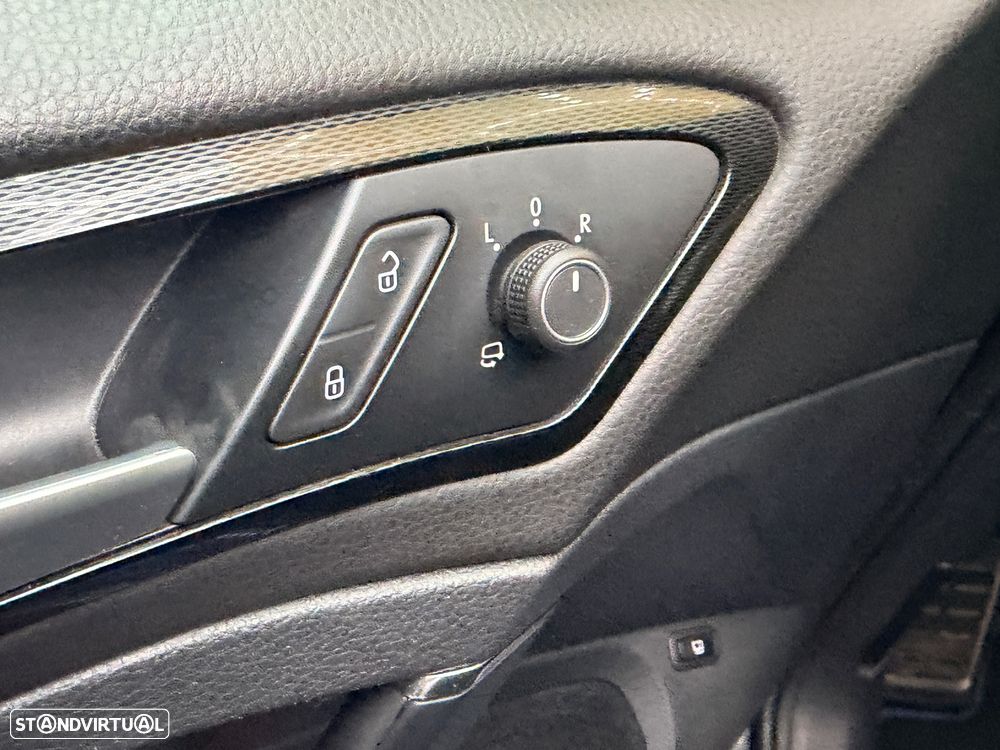 VW Golf 1.4 GTE Plug-In-Hybrid DSG - 26