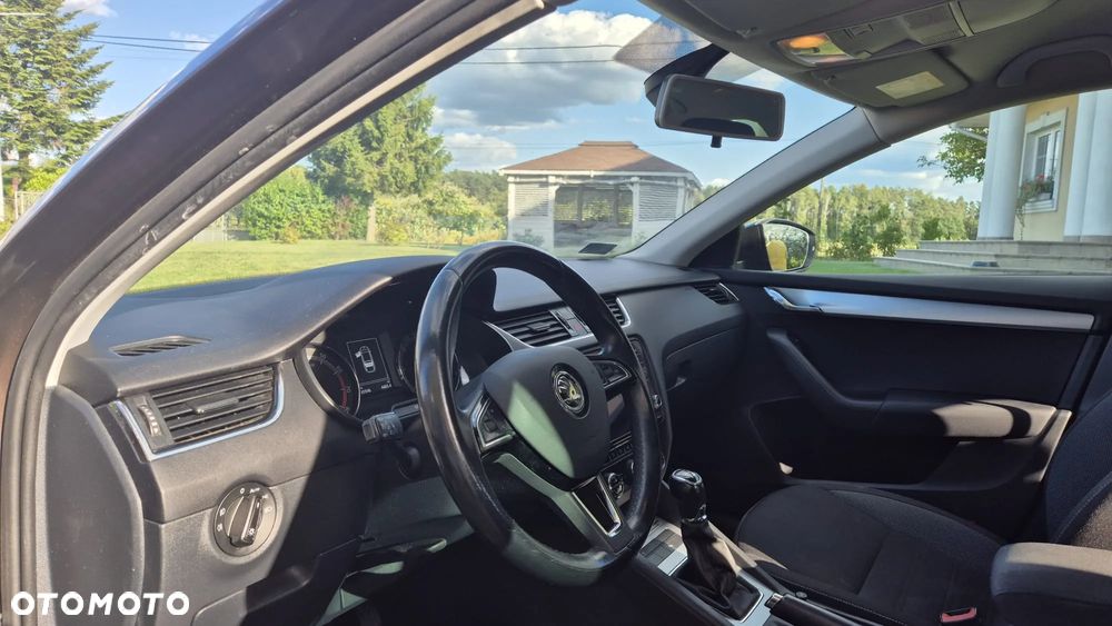 Skoda Octavia 1.4 TSI Ambition - 8