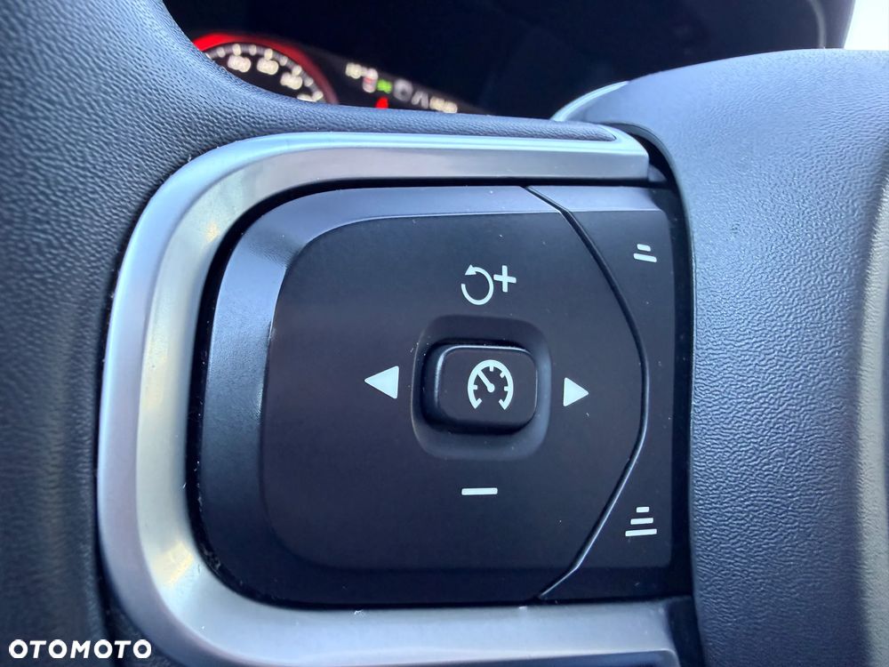 Volvo V60 B3 B Momentum Pro - 30