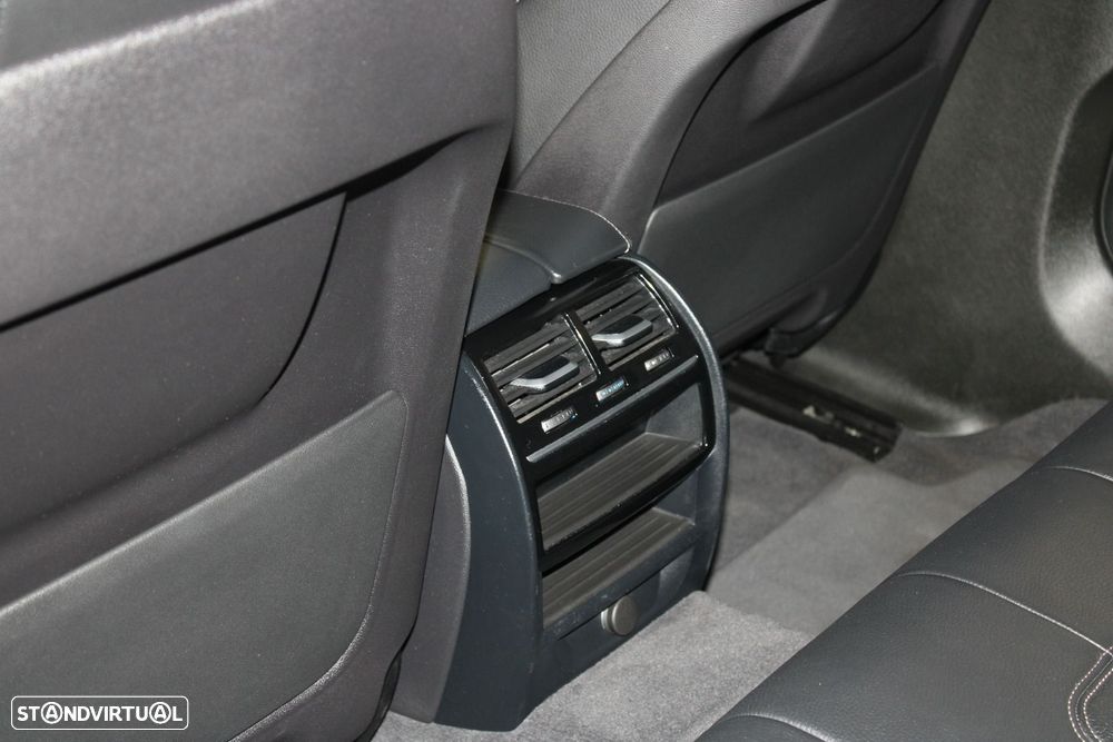 BMW 530 e iPerformance Line Luxury - 36