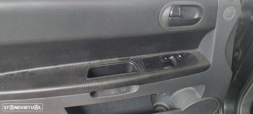 Mitsubishi Colt 1.1 E-motion - 4