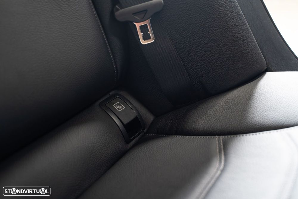 Mercedes-Benz E 300 - 21