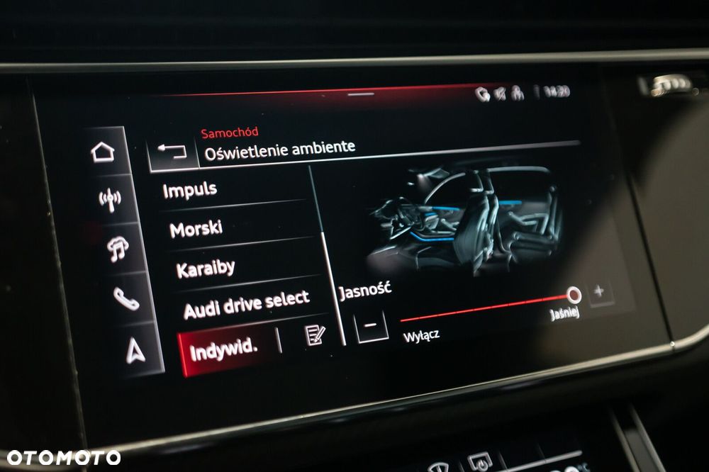 Audi RS Q8 - 19