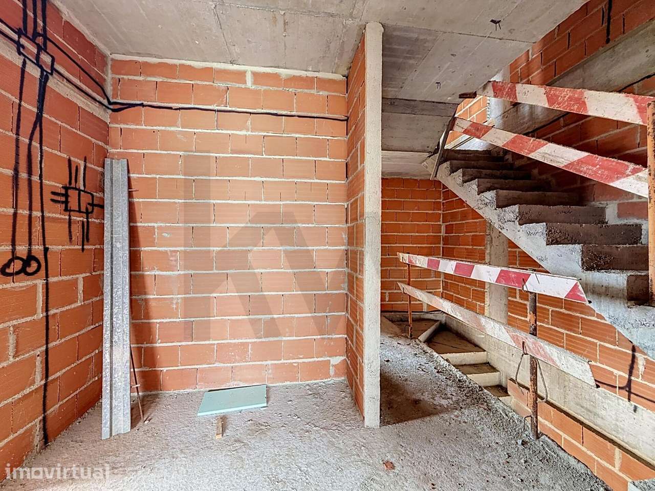 Moradia T3 com Terraço na Cobertura | Em Construção | Entrega Final 20 - Grande imagem: 3/40