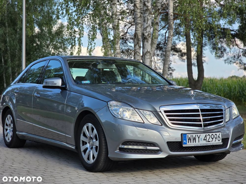 Mercedes-Benz Klasa E 300 CDI DPF BlueEFFICIENCY 7G-TRONIC Avantgarde - 1