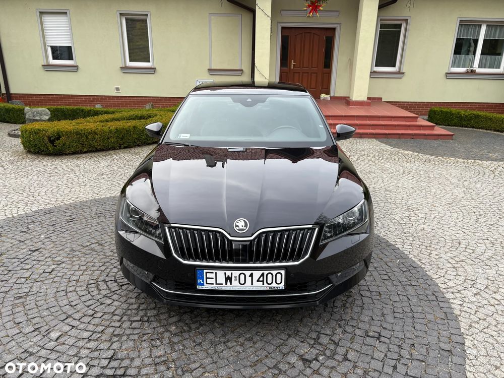 Skoda Superb 2.0 TDI 4x4 L&K DSG - 1