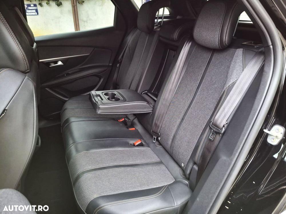 Peugeot 3008 1.6 PureTech Turbo S&S EAT8 GT-Line - 19