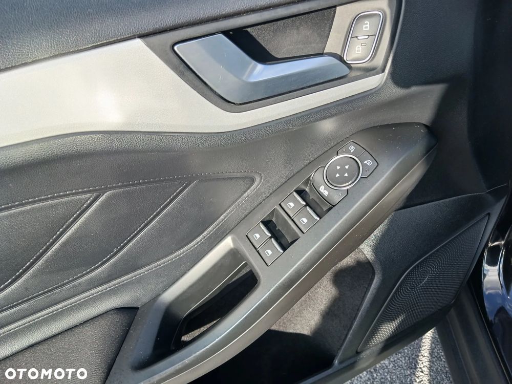Ford Focus 1.0 EcoBoost Connected - 10