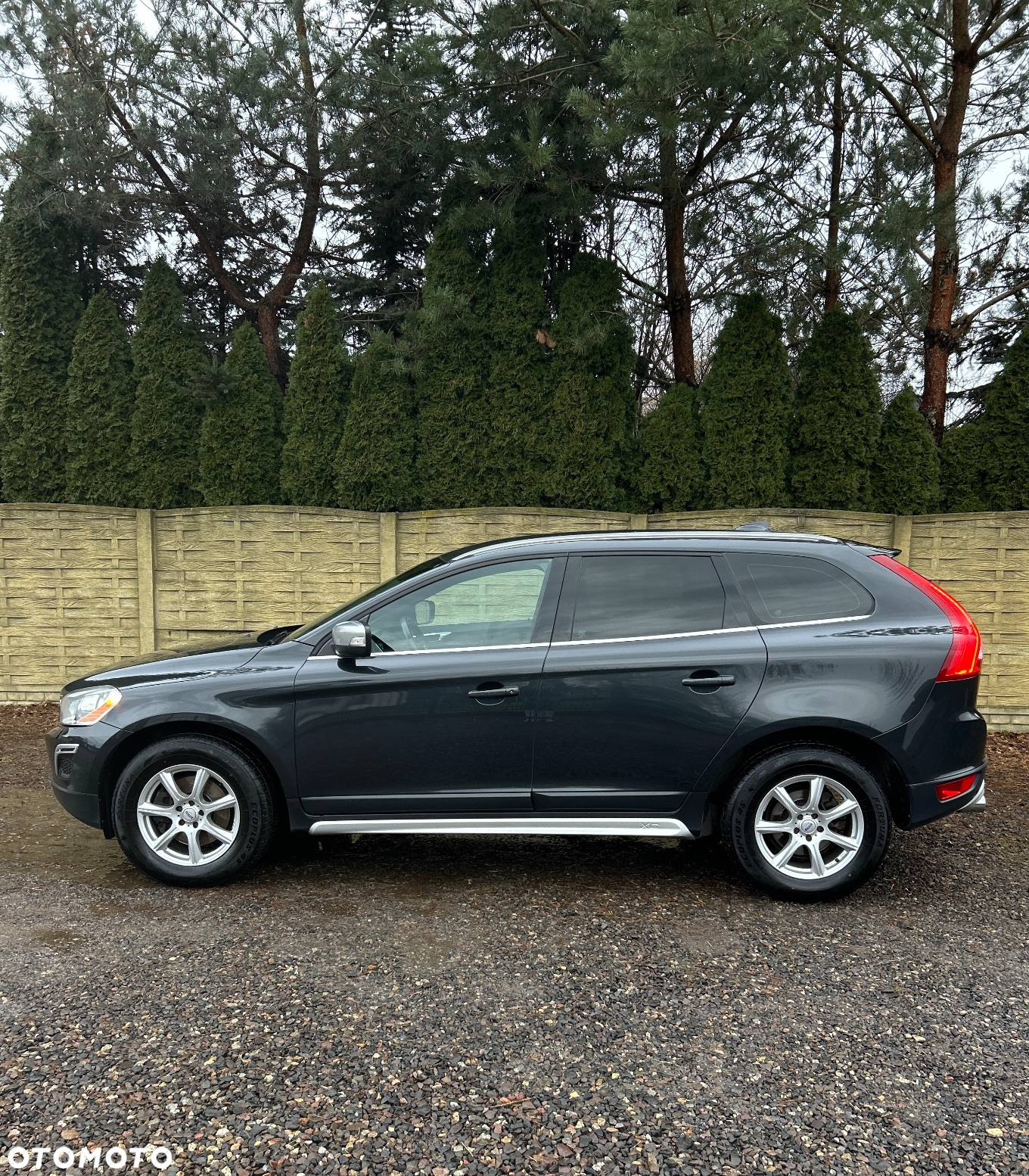 Volvo XC 60 D4 R-Design - 2