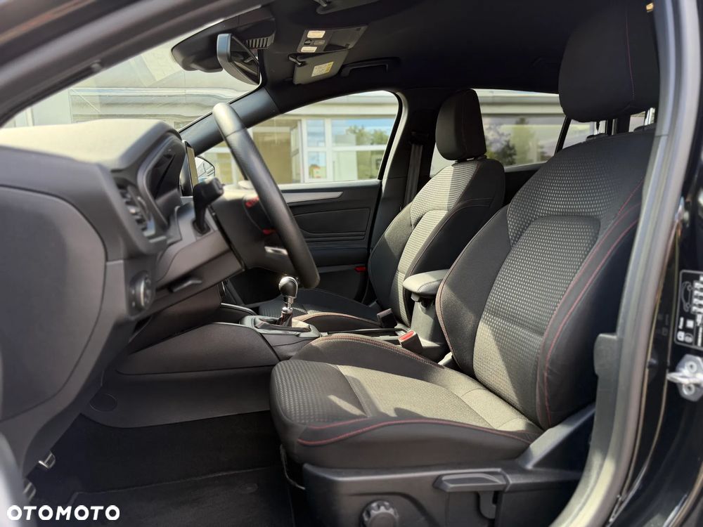 Ford Focus 1.0 EcoBoost mHEV ST-Line - 9