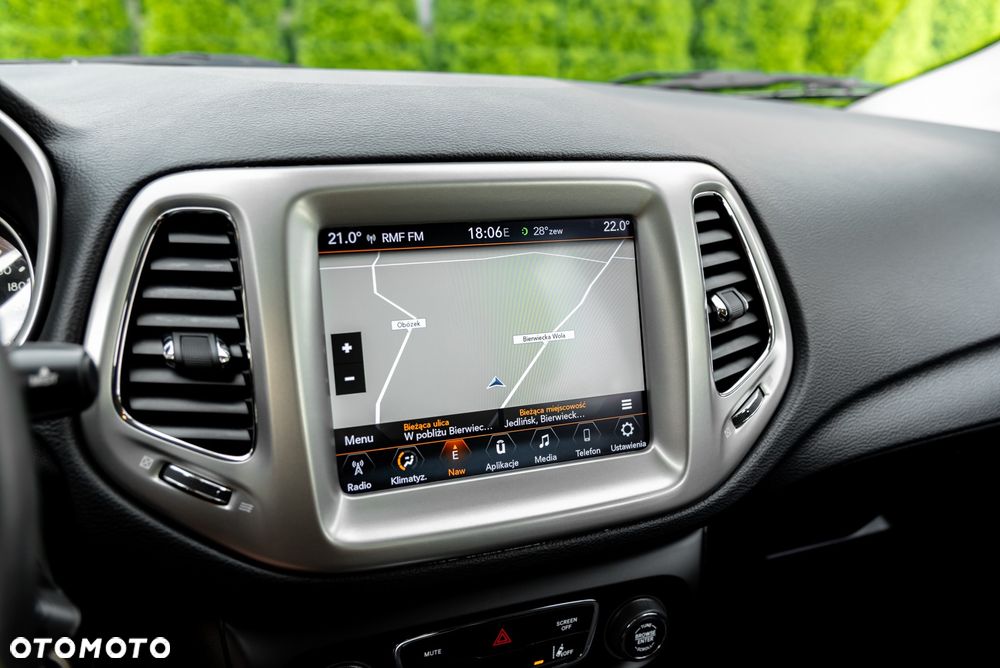 Jeep Compass 2.0 MultiJet Active Drive Automatik Longitude - 32