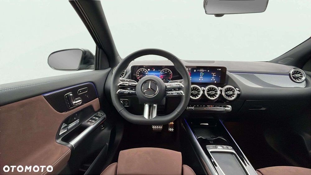 Mercedes-Benz GLA 200 AMG Line - 10