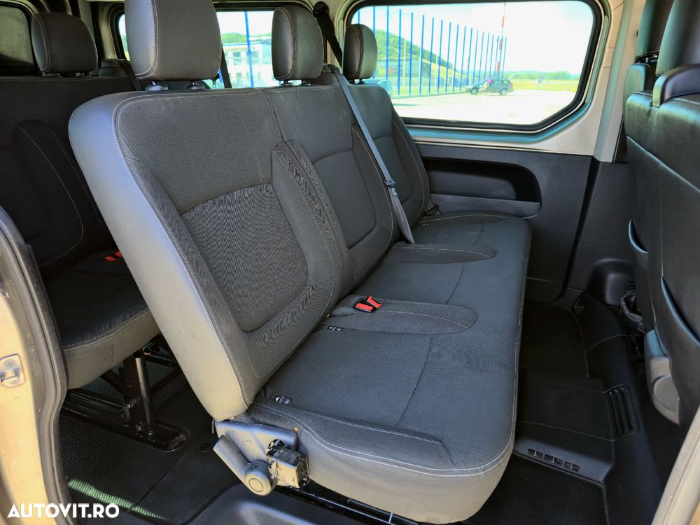 Renault Trafic - 12
