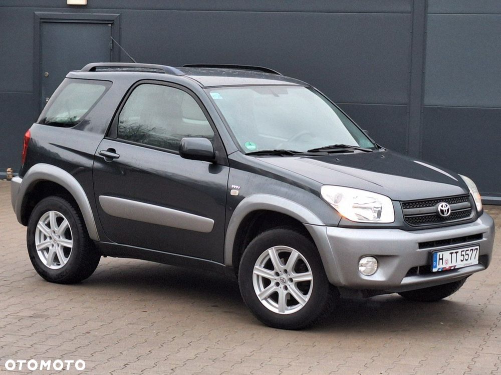 Toyota RAV4 - 10