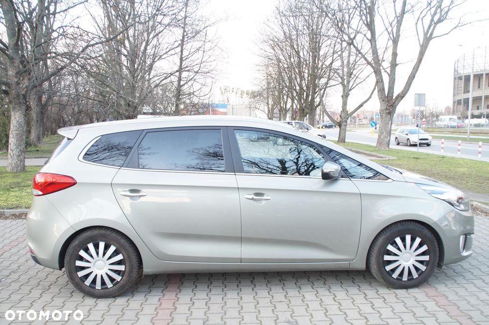 Kia Carens 1.7 CRDi L 7os - 7