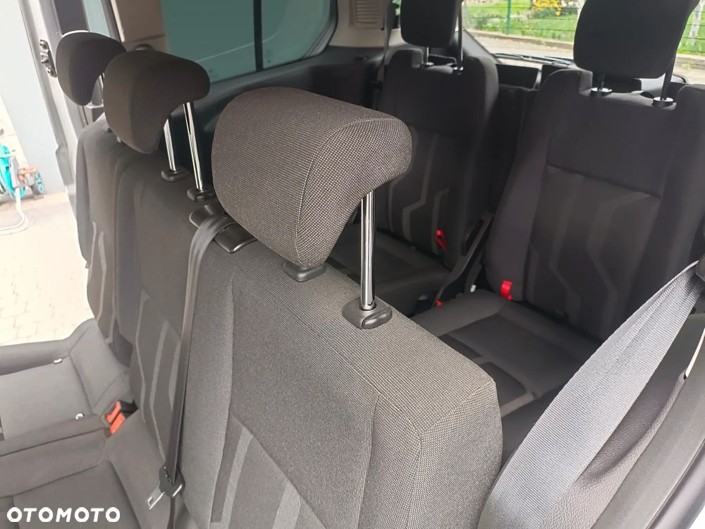 Ford Tourneo Connect Grand ver-grand-1-6-tdci-titanium - 12