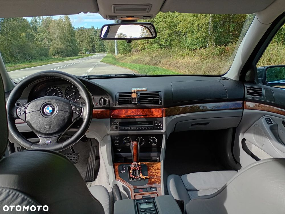 BMW Seria 5 - 19
