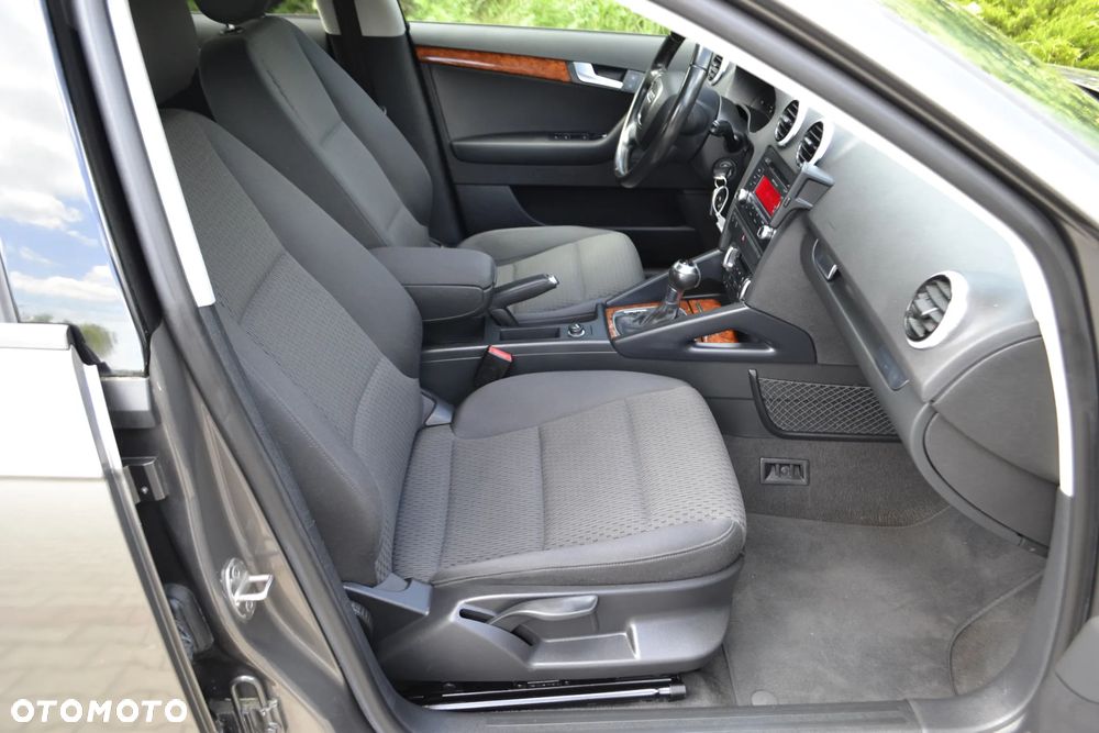 Audi A3 Sportback 1.4 TFSI Ambition S tronic - 19