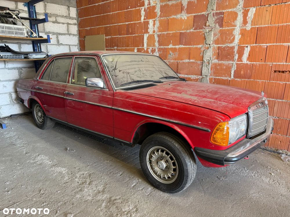 Mercedes-Benz W123 - 3