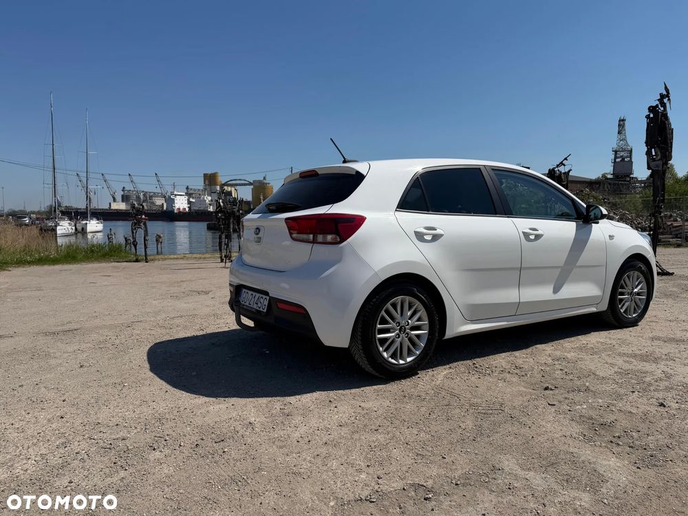 Kia Rio 1.2 XL Business Line - 8