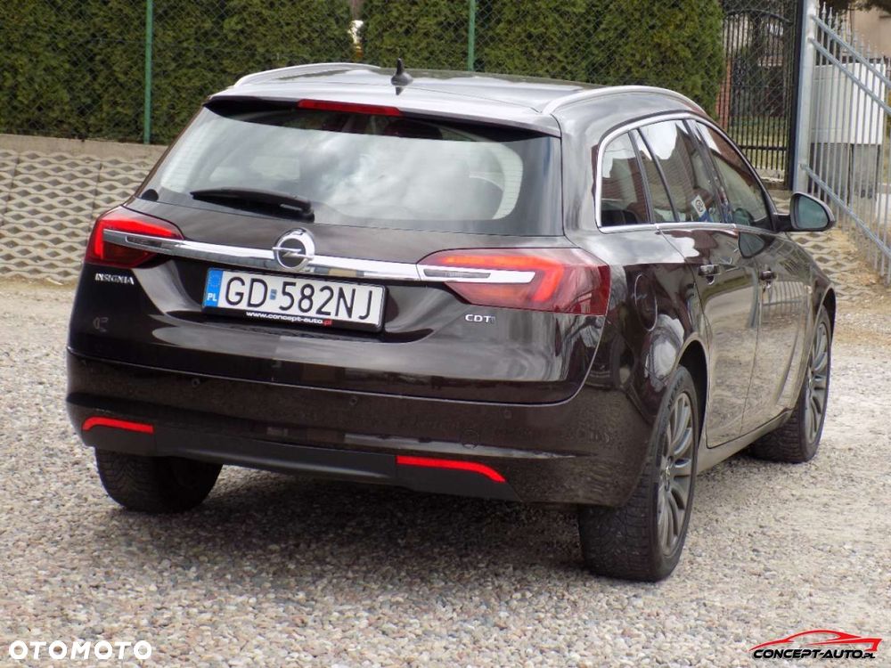 Opel Insignia - 12