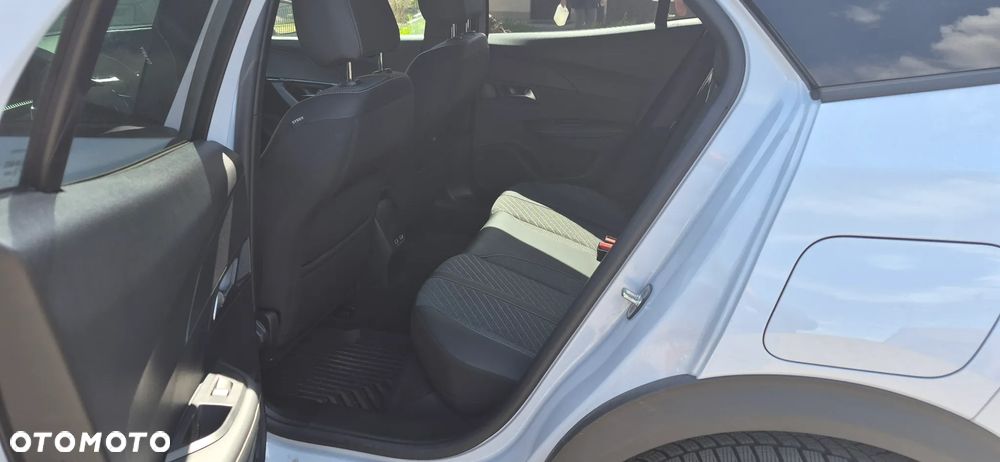 Peugeot 2008 1.2 PureTech Allure Pack S&S EAT8 - 7