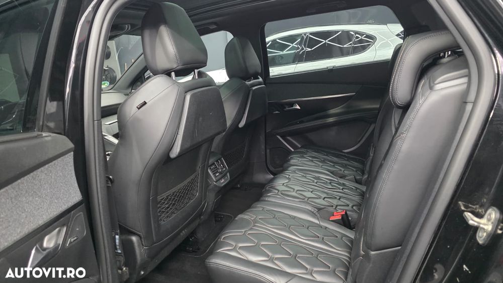 Peugeot 5008 - 12