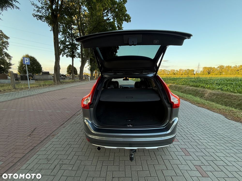 Volvo XC 60 D3 Momentum - 21