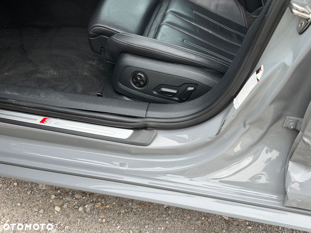 Audi A4 Avant - 31
