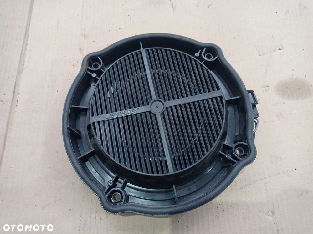 PORSCHE 911 GŁOŚNIK SUBWOOFER BOSE - 1