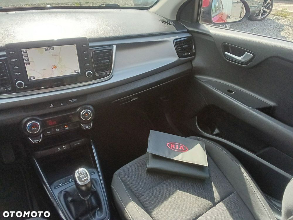Kia Rio - 14
