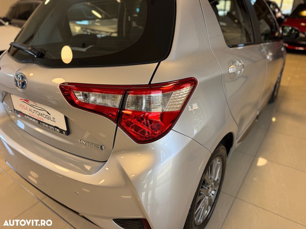 Toyota Yaris 1.5 VVT-i HSD Dynamic - 34