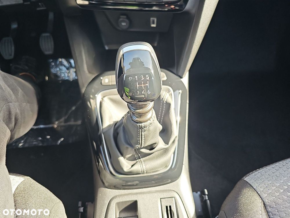 Opel Corsa - 17