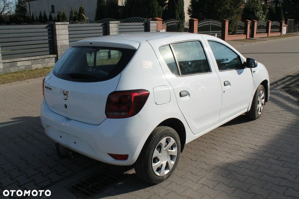 Dacia Sandero - 5