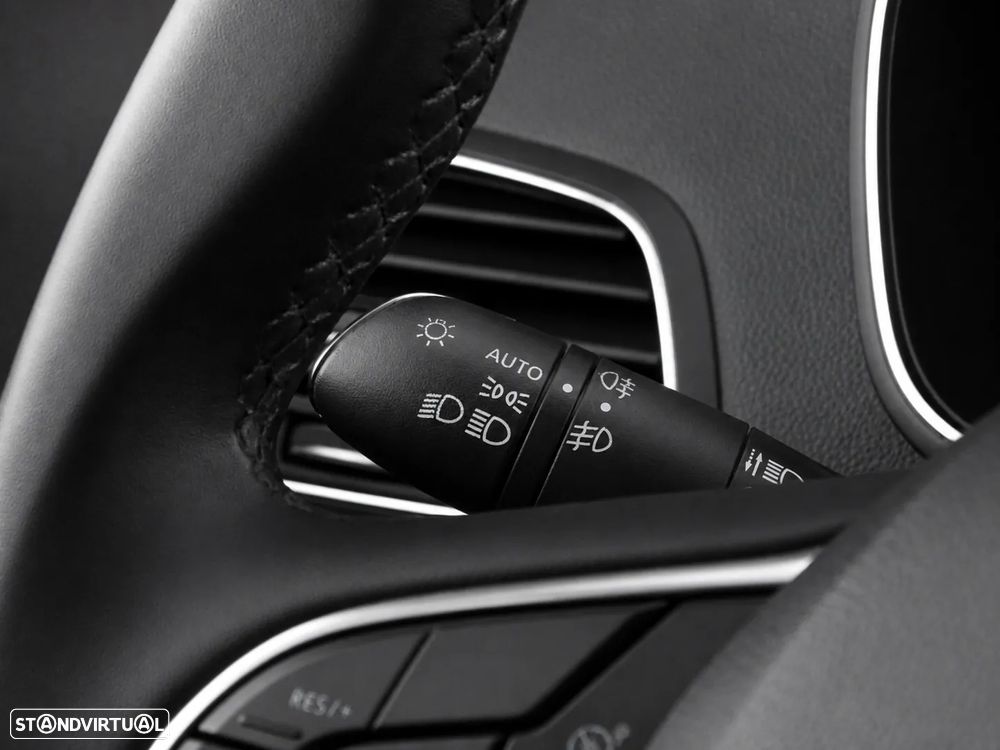 Renault Mégane 1.5 Blue dCi Limited C/PM+Pneu - 28